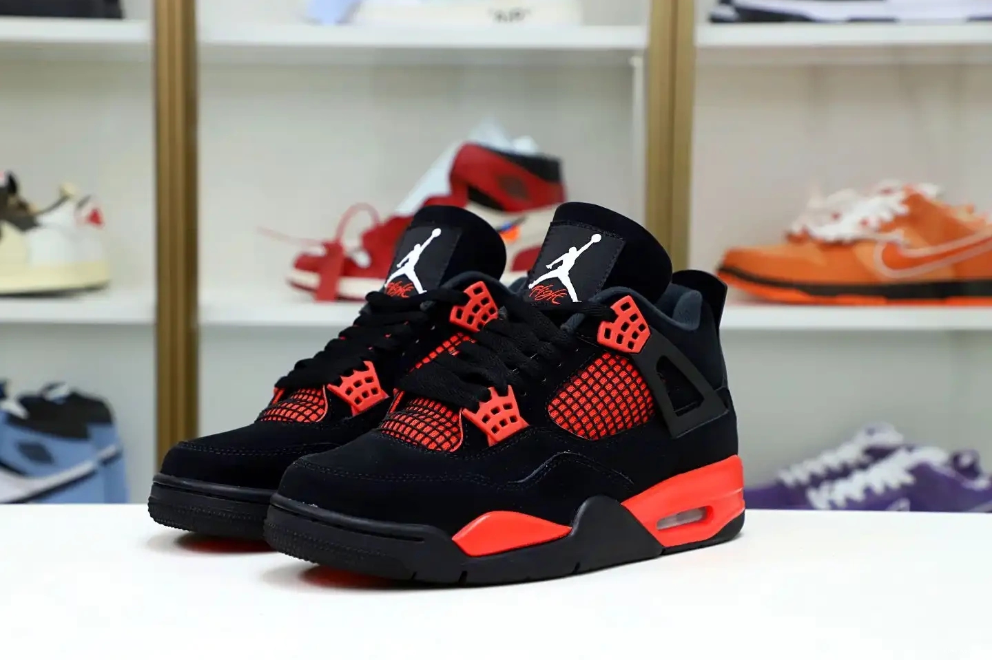 4 'RED AIR Kimikick RETRO JORDAN THUNDER' 0512